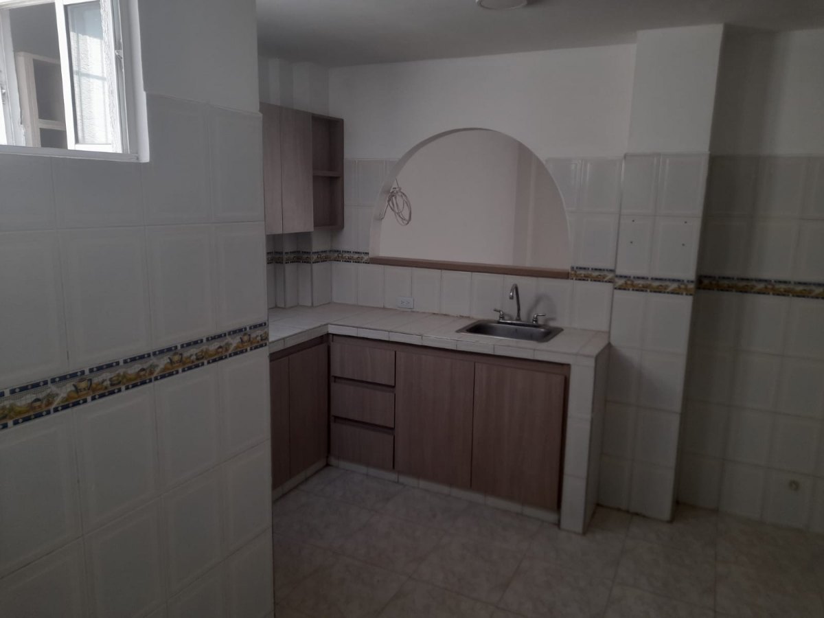 Cra. 64a # 10-65, Comuna 17, Cali, Valle del Cauca, Colombia